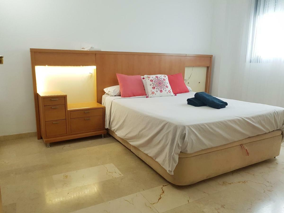 Bel appartement au centre ville et de la plage Ceuta Extérieur photo